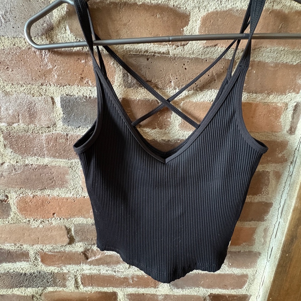 Vuori Black Ribbed V-Neck Cami with Crisscross Back Straps
